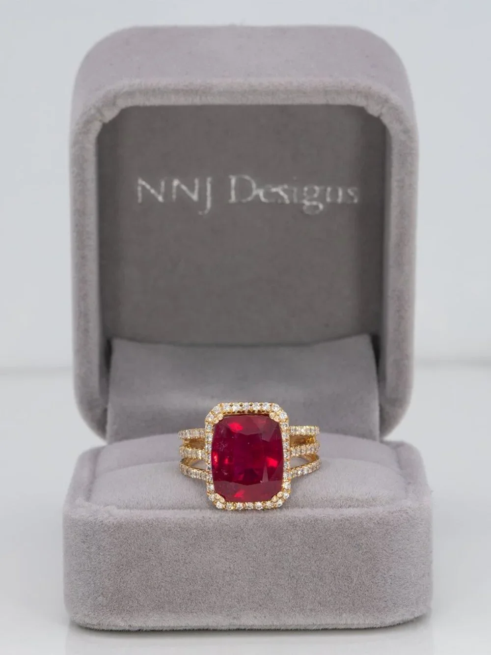7.6Ct Madagascar Ruby Ring with Earth-Mined Diamond Accents: Solid 14K Gold